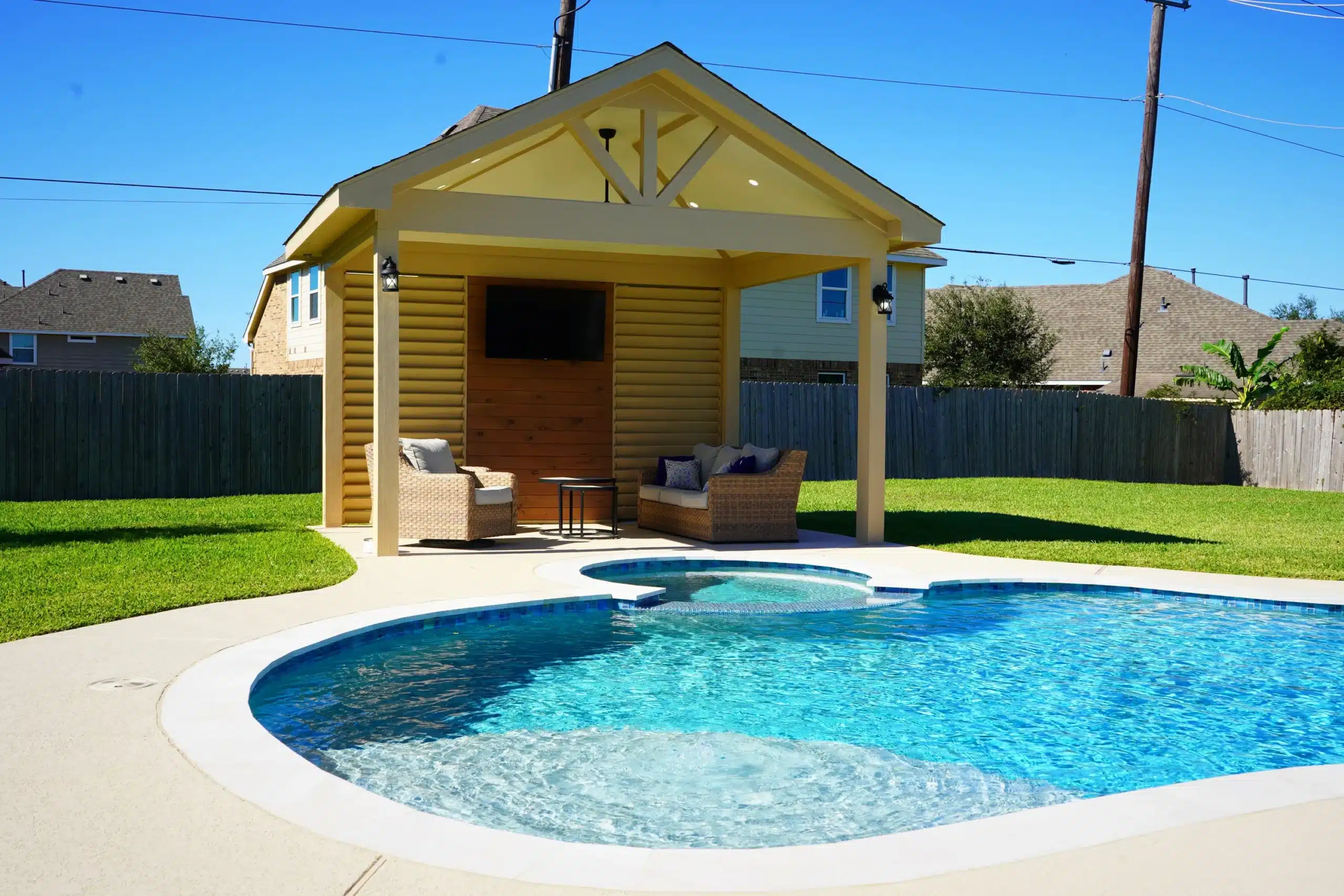 w=original,format=auto